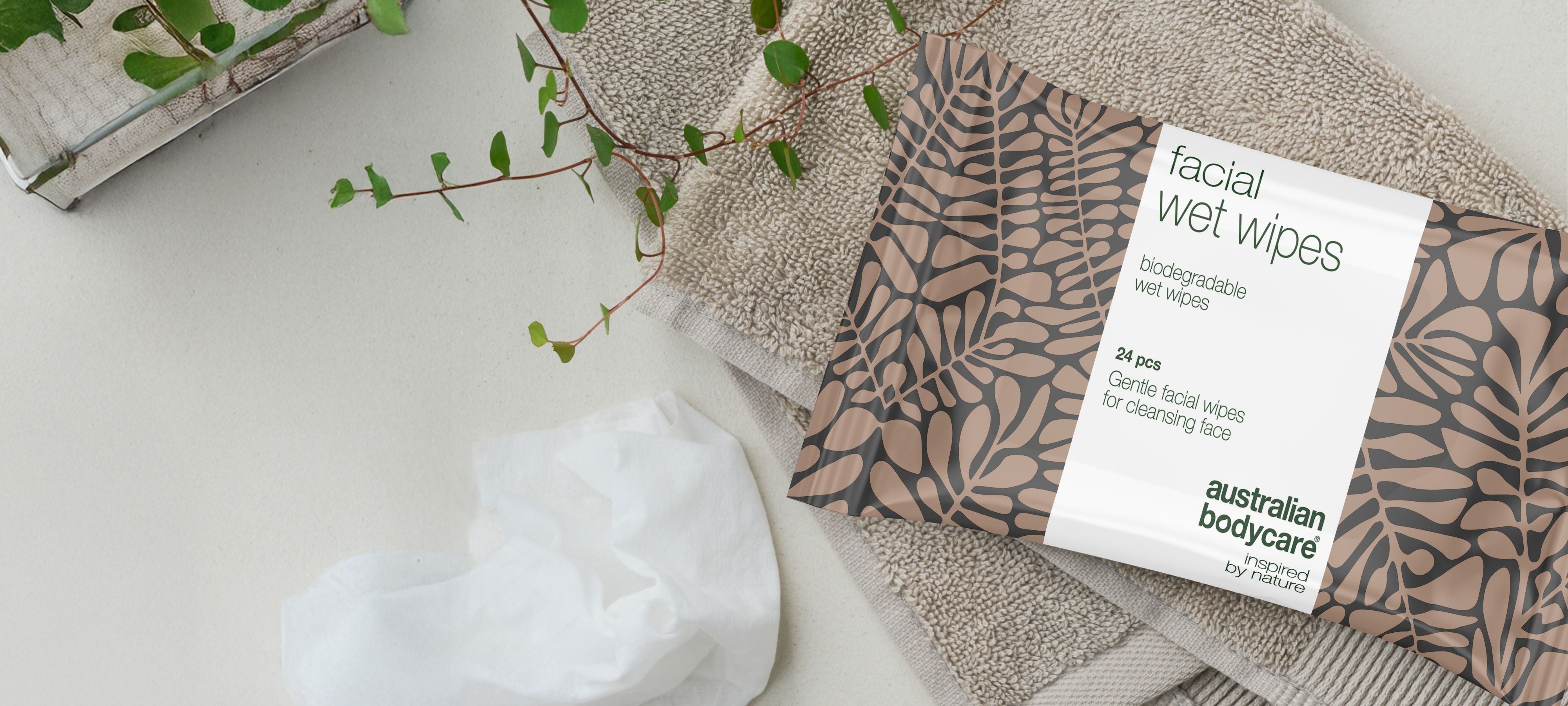 Facial wipes for dry skin, dirt and make-up