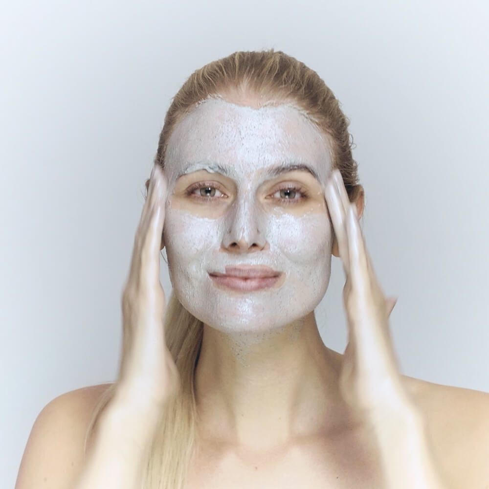 A tökéletes arcpakolás pattanásos bőrre – 5 tisztító termék zsíros, pattanásos és mitesszeres bőrre