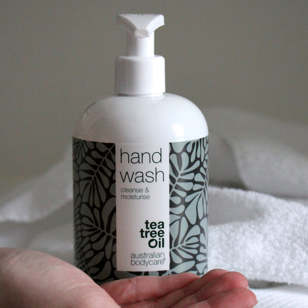 Liquid hand soap for dry hands with Tea Tree Oil - Liquid hand wash for effective cleansing of bacteria and dirt